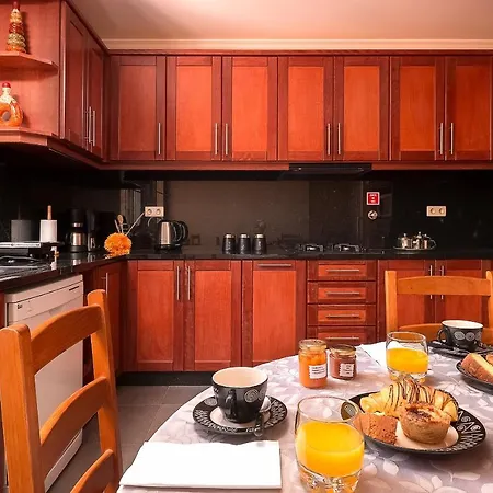 Villa King's House *